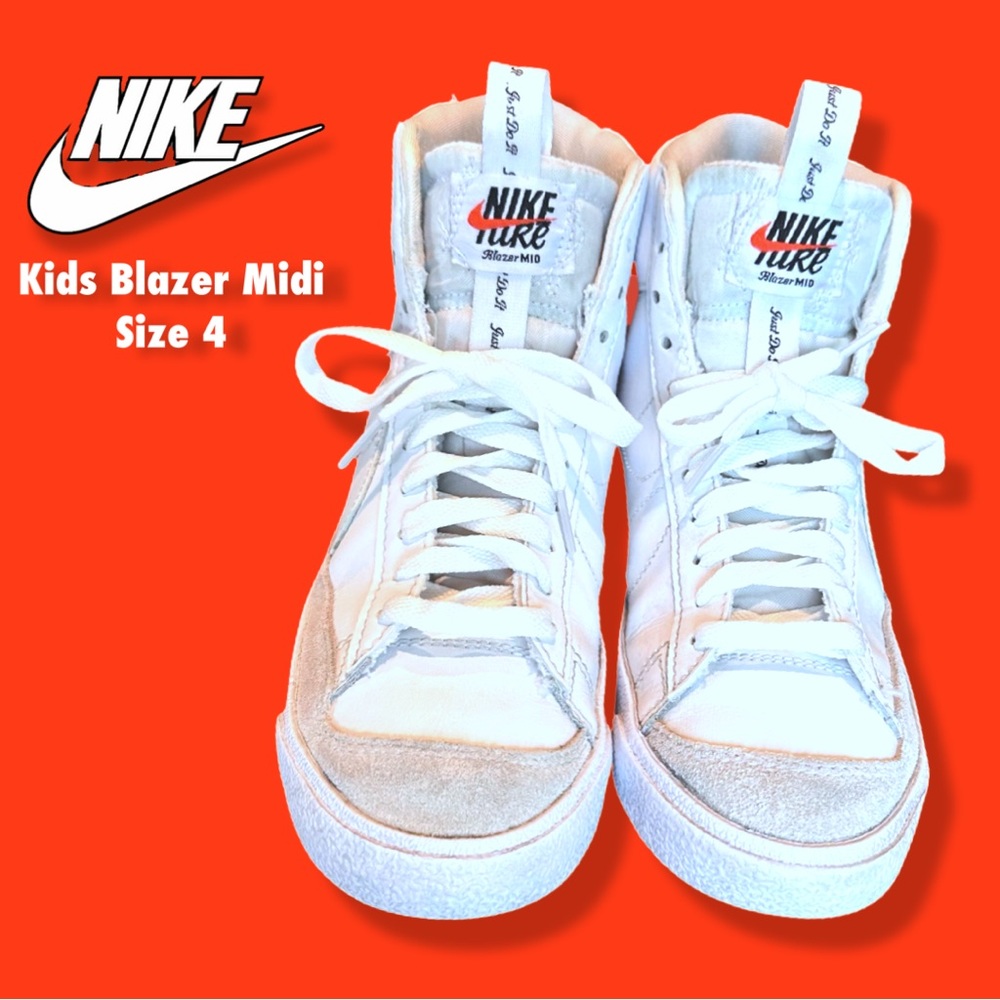 Nike Blazer Mid ‘77 Size 4 Youth